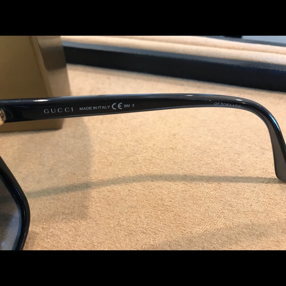 Authentic Gucci Sunglasses - Picture 4 of 4